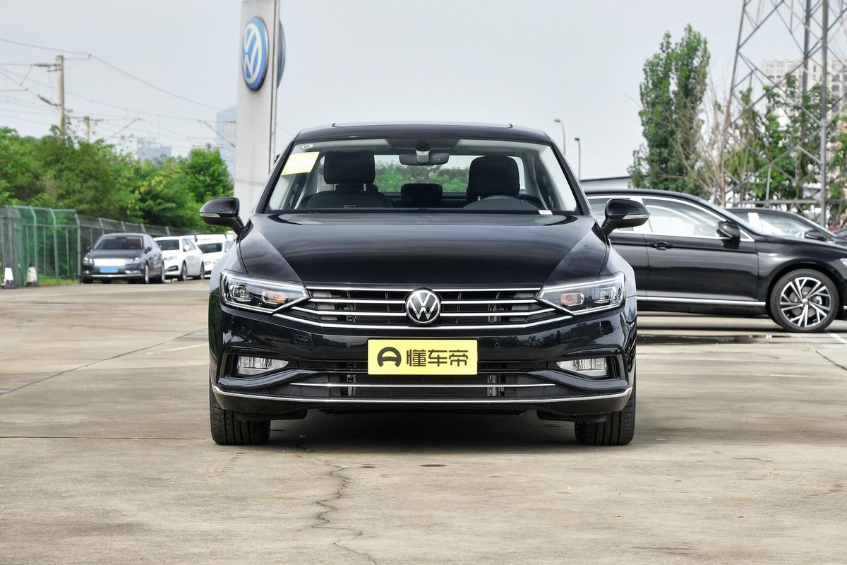 迈腾16款1.8t发动机ea888烧机油吗,12款迈腾2.0t用的是第几代ea888