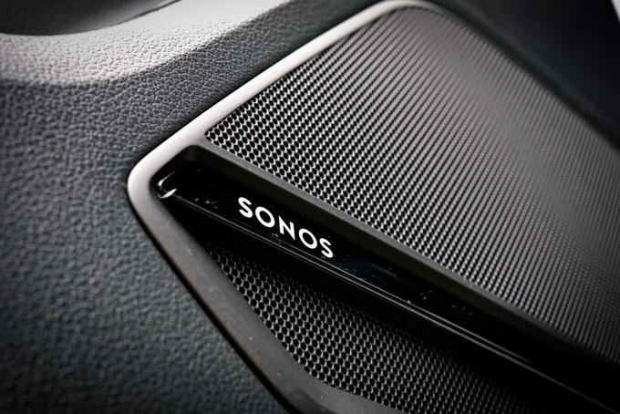 奥迪q2l中配深度测评,180测评