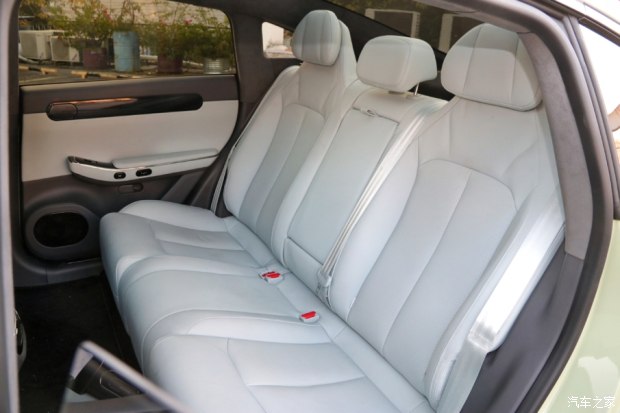 零跑c01充电百分之80但是续航才210,零跑c01:7.7秒破百纯电续航525km