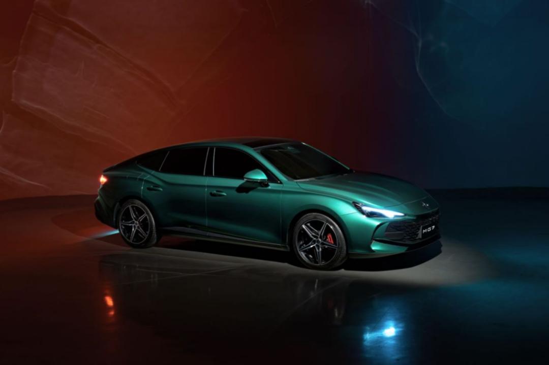 mg7跑得过思域吗,mg7一百周年