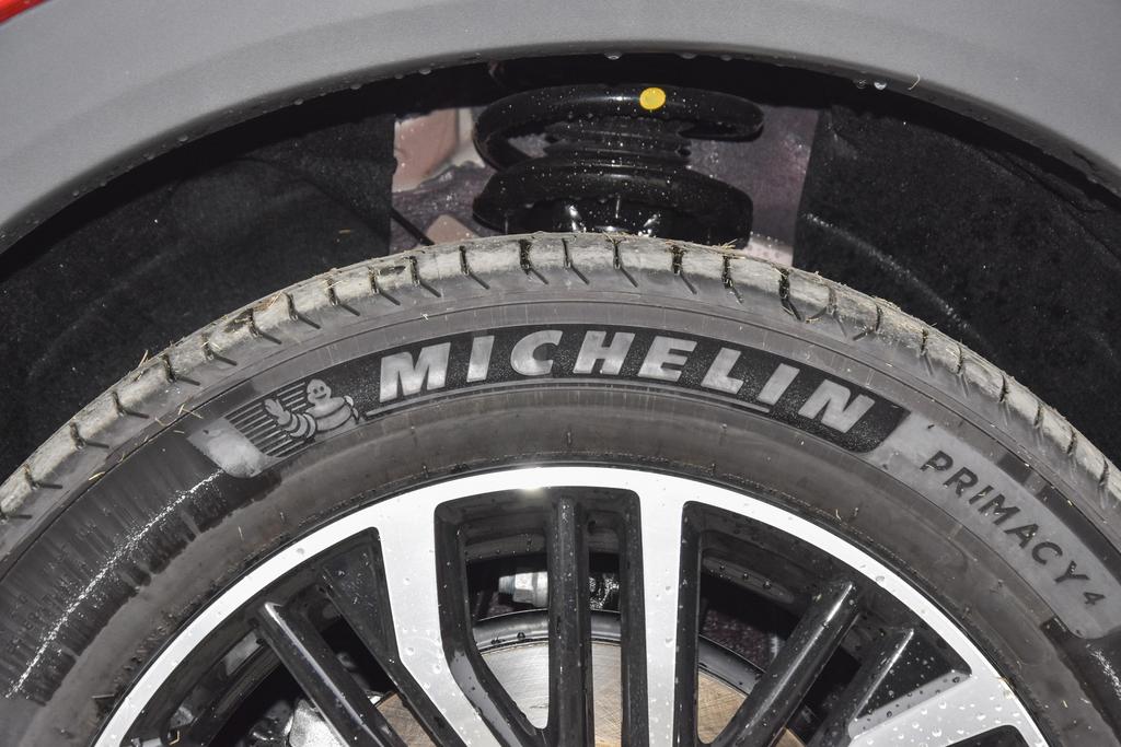 迎春节优惠活动正在进行中,新能源汽车威马最新款