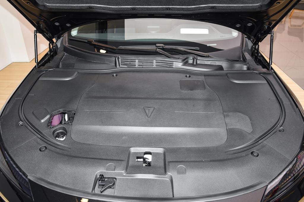 吉利再出新款王炸轿车,吉利新出王炸轿车