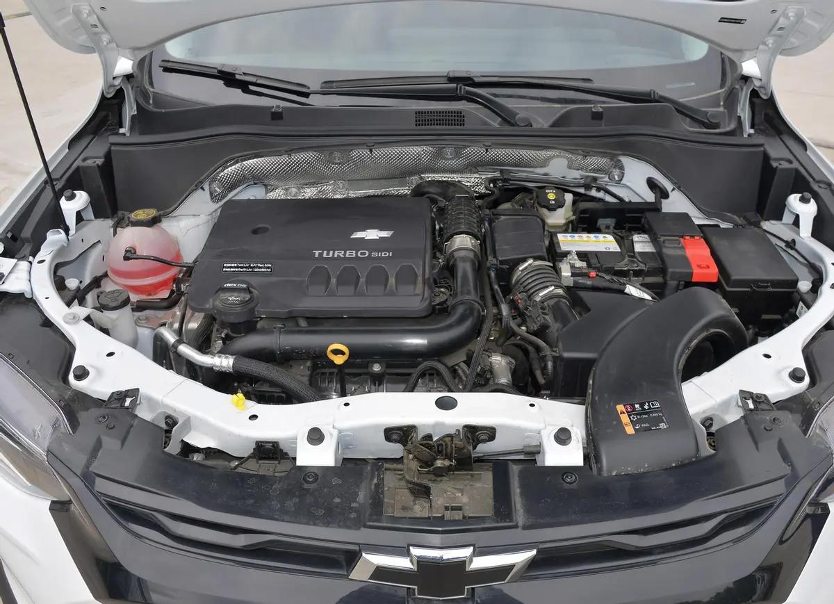 雪佛兰创酷2022款四缸沉浸式体验,雪佛兰创酷四驱顶配