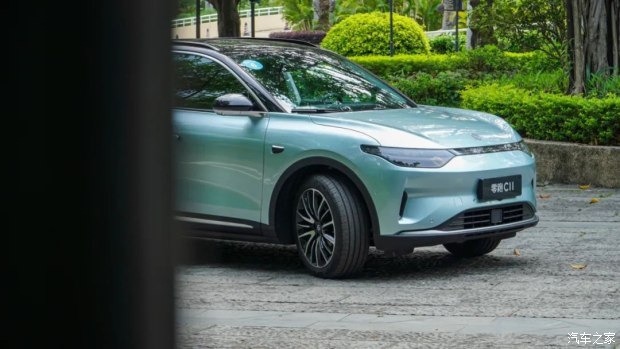 试驾零跑C11性能版真有点不相信它售价只要22.98万元