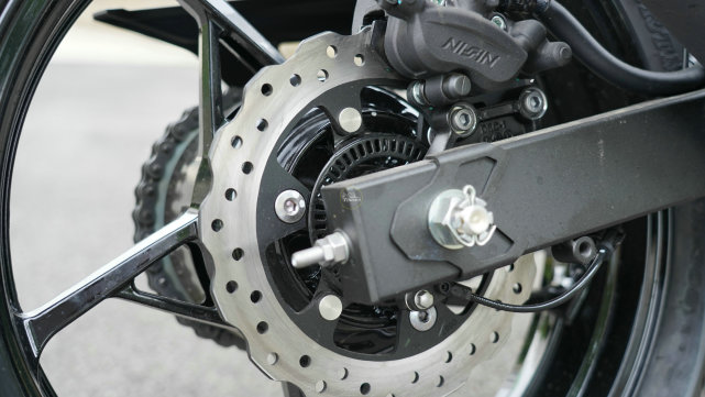 9000公里的19款川崎z400值得买吗,操控简单的川崎摩托车