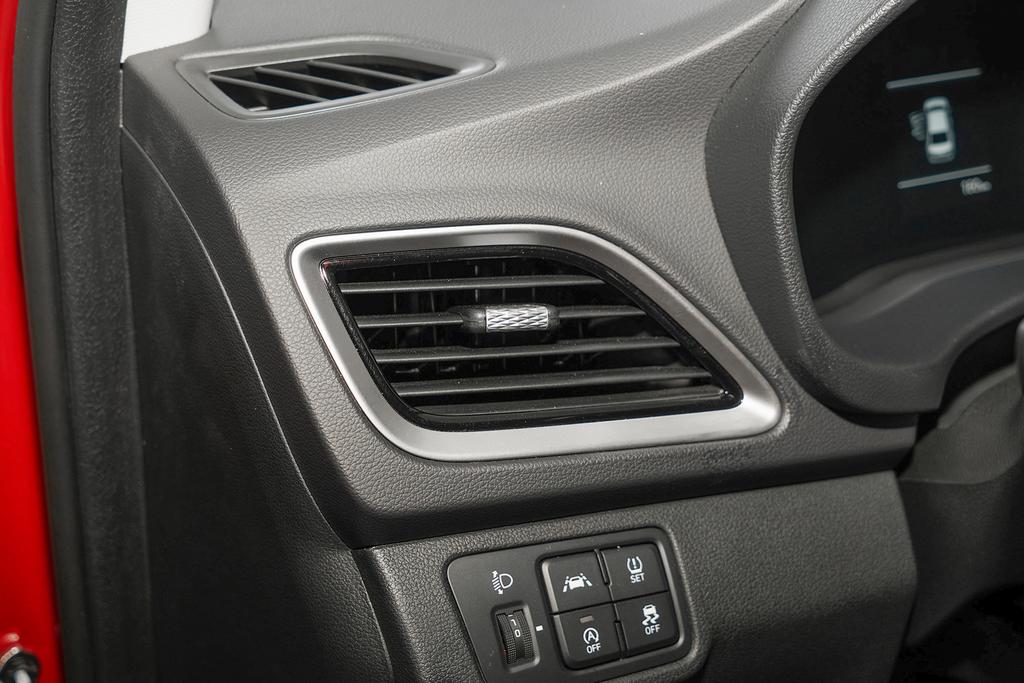 现代悦纳发展史,现代悦纳2016款