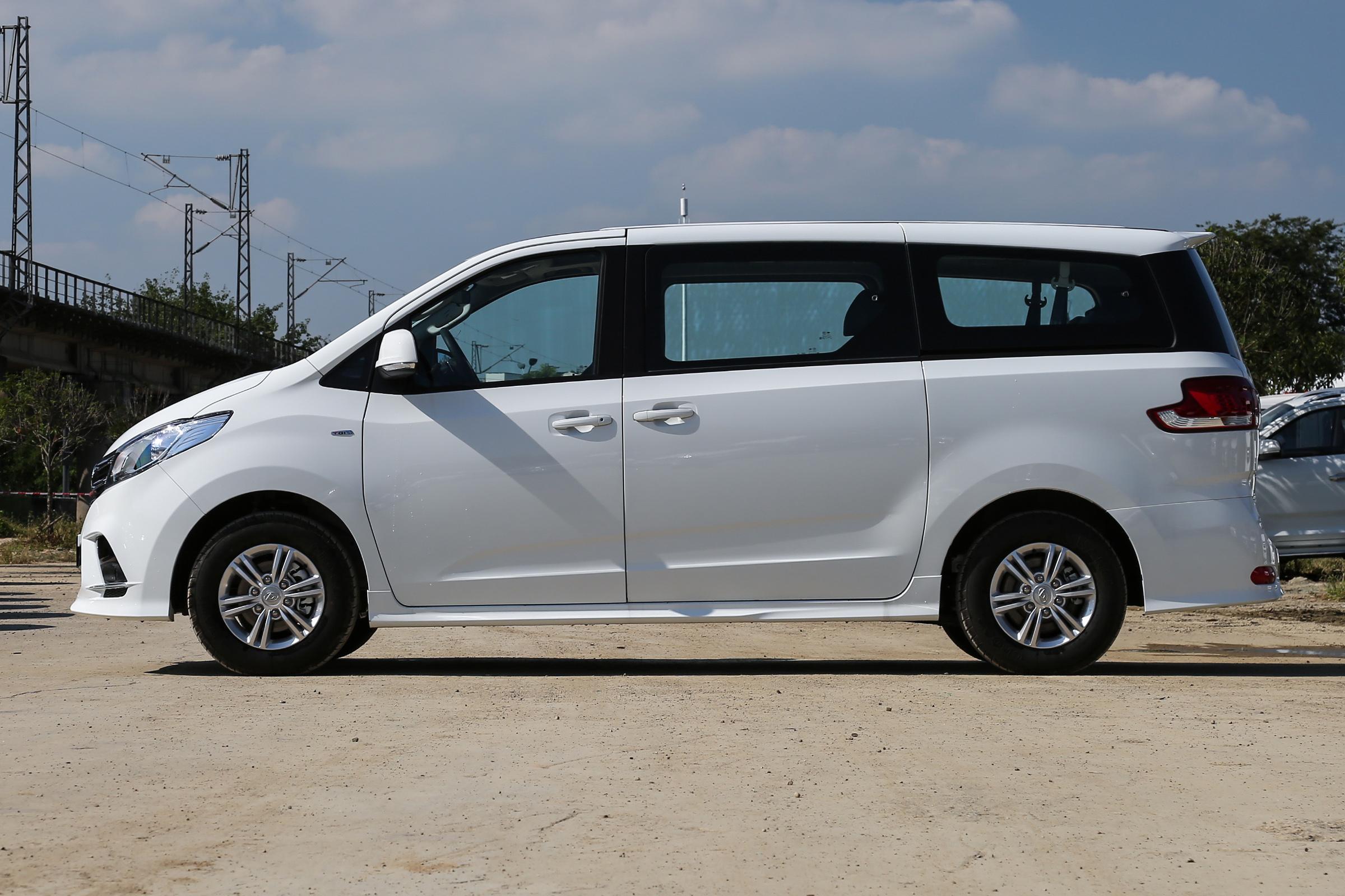 定位家用的mpv,中型mpv是怎样定位的