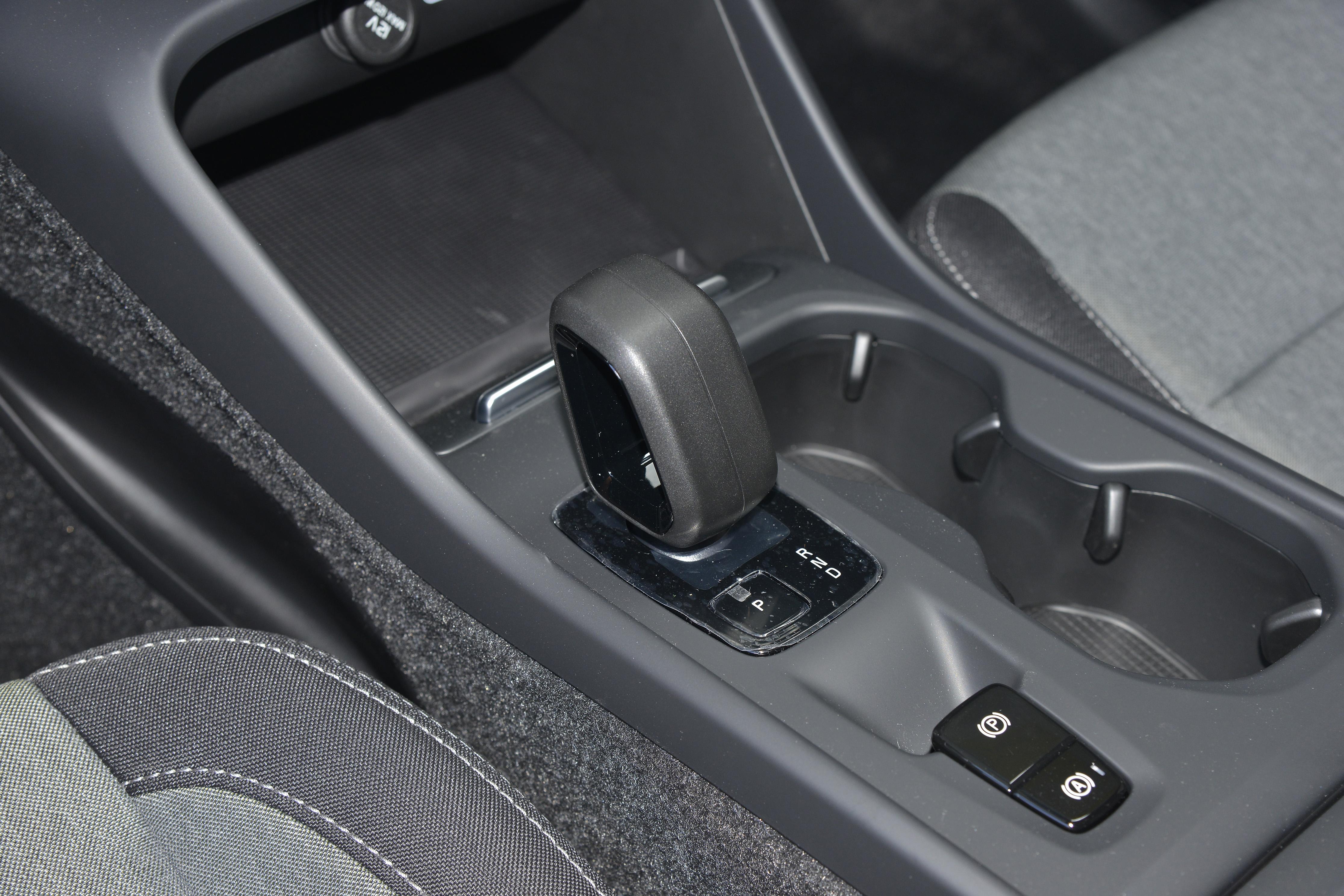 2023款沃尔沃xc40,沃尔沃xc402023