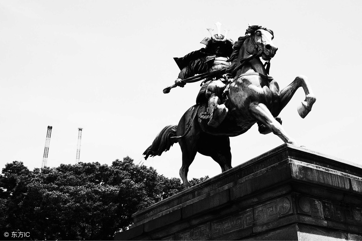 穿越王者荣耀成为吕布的小说,王者荣耀最强吕布小说