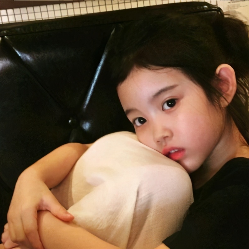 姓名女生简单可爱两字,可爱女生姓名