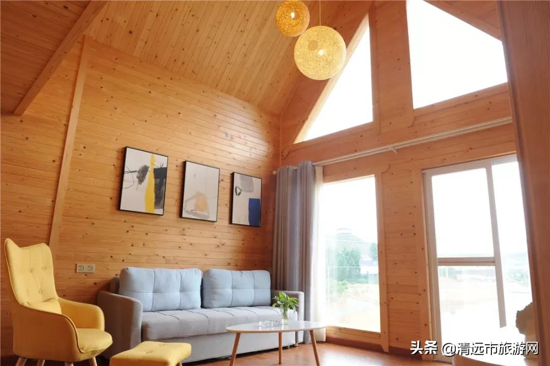 美景就在家门口下句是,美景就在家门外