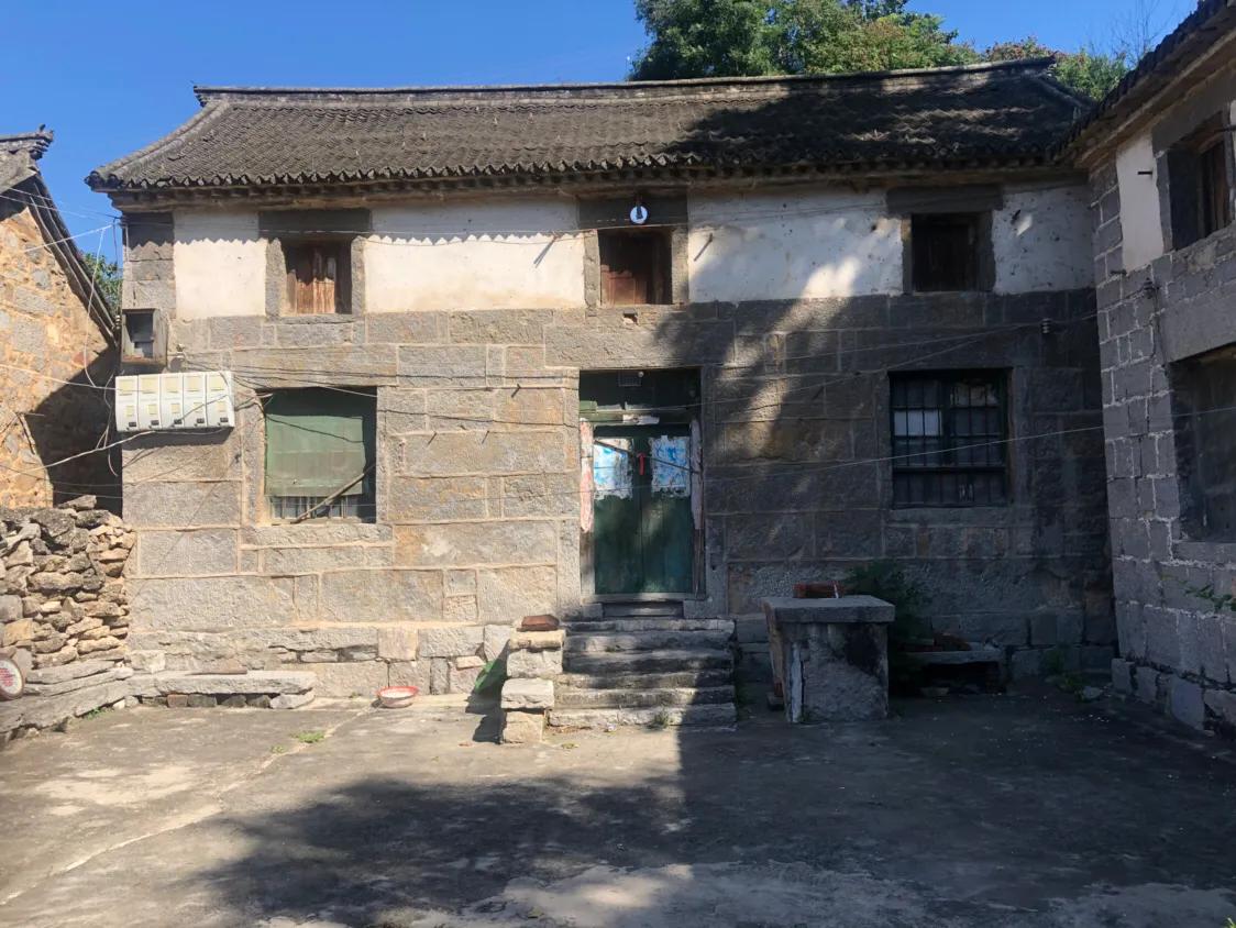 走进太行山深处山村,走进古老的石头村