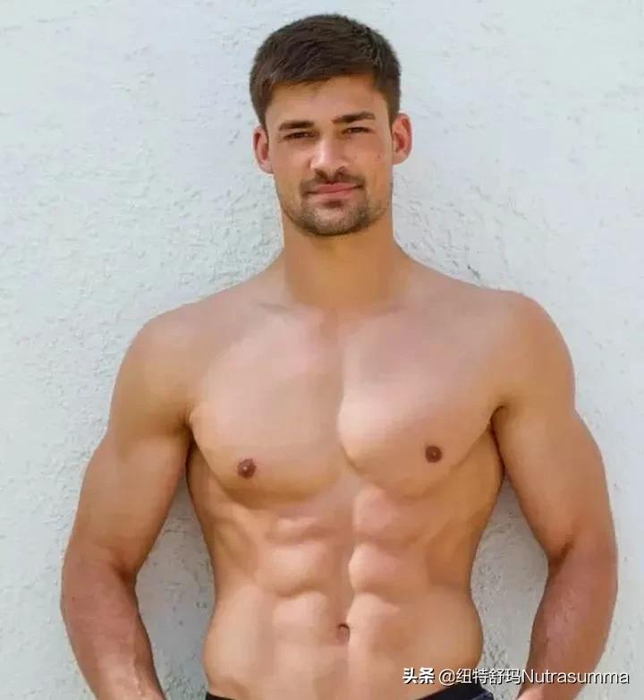 国足体脂率未下超10%,李铁白斩鸡