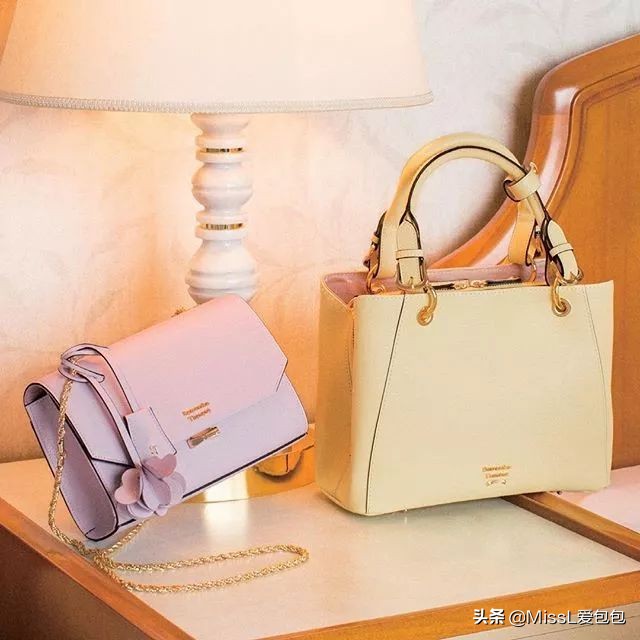 天热了来买新衣裳,天热又该买衣服了的句子