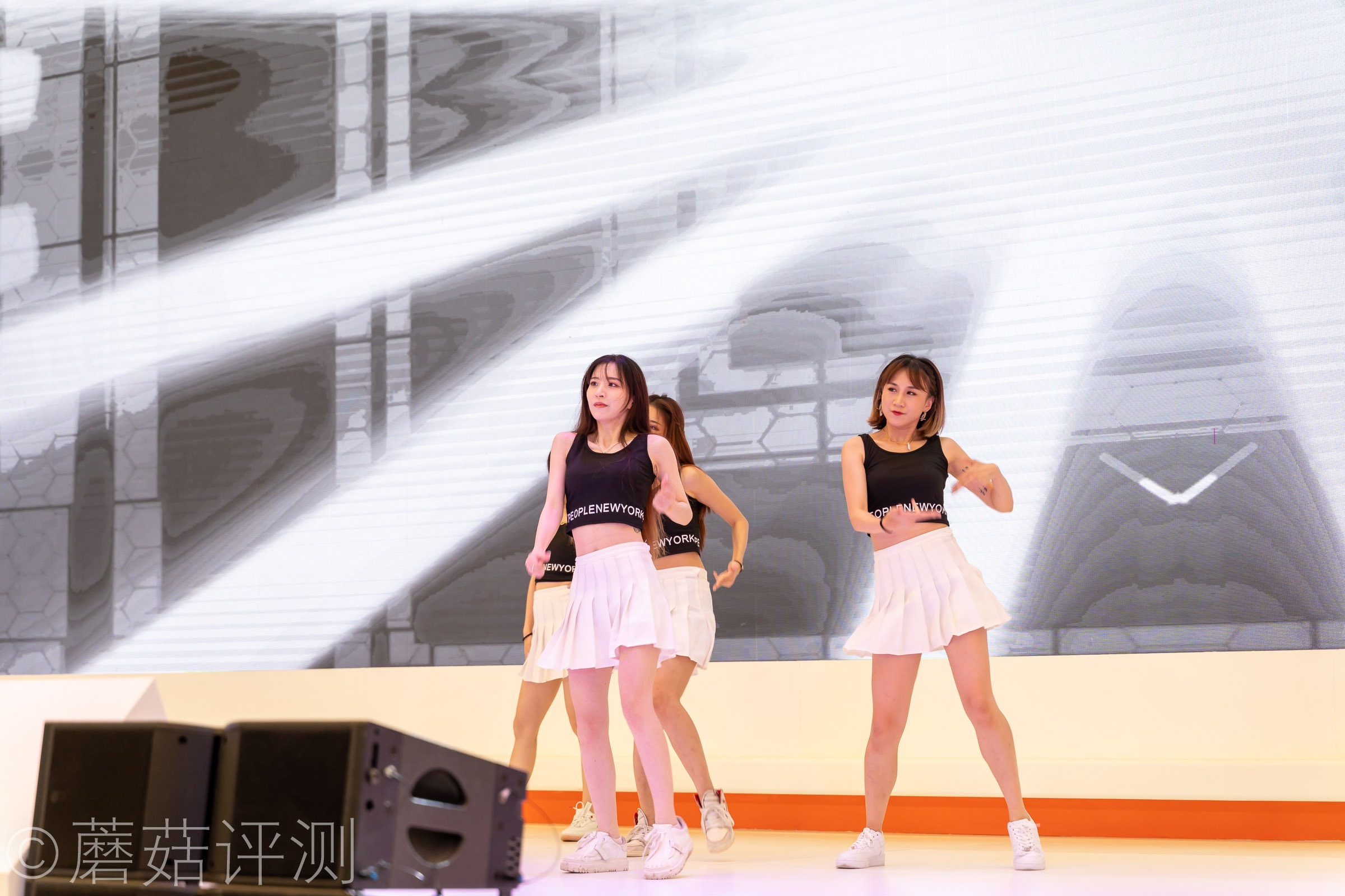 又有啥好玩的？蘑菇带你逛ChinaJoy2021，硬件、车和漂亮的小姐姐