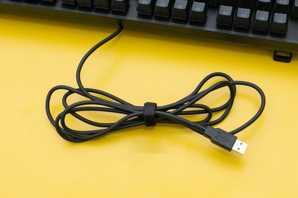 ikbcr300键盘白色,ikbc键盘r300和f108差别