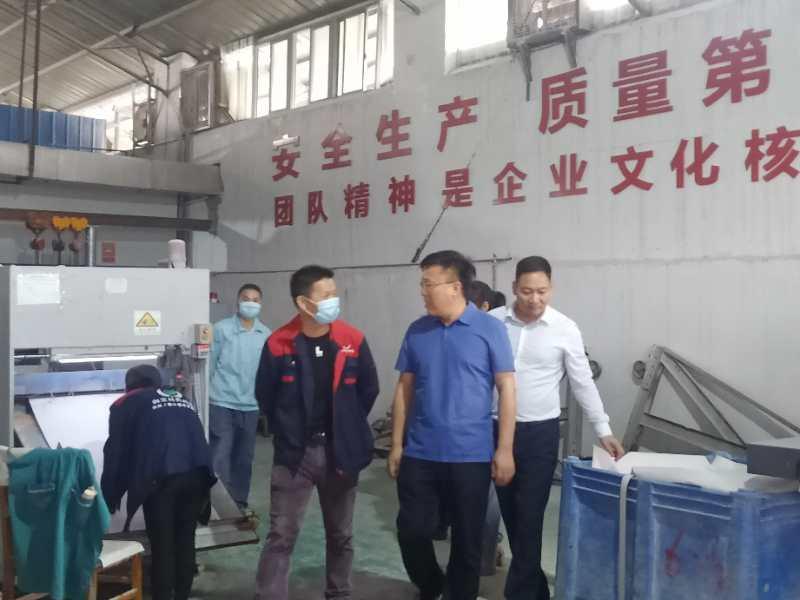 风雨沧桑缠乡魂诗句,风雨沧桑春华秋实