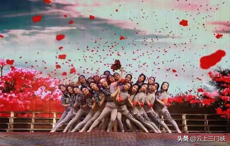 灵宝一高“弦歌不辍正芳华”系列报道：艺术之花满园春