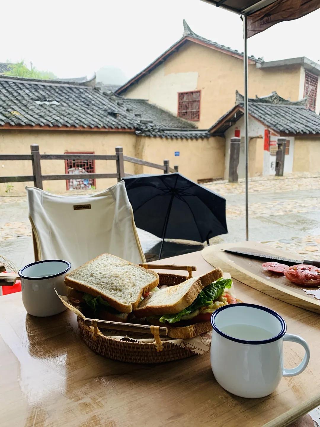 一辆得利卡改成房车，你也可以丈量中国