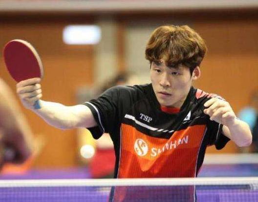 中国男乒3-2险胜韩国,3比0完胜瑞典队中国男乒晋级四强