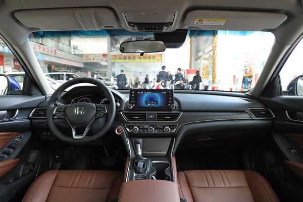 本田雅阁怎么样值不值得入手,全新本田雅阁值得买吗