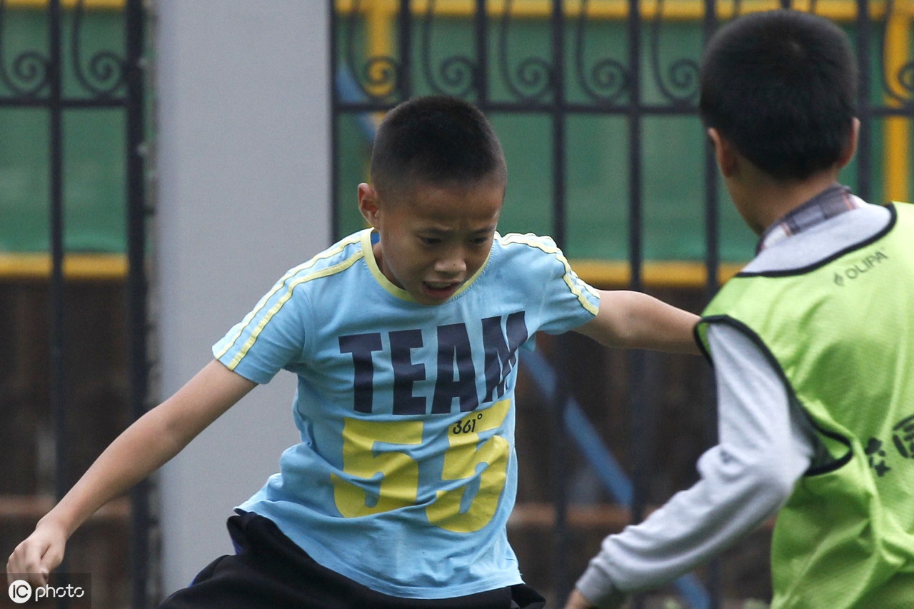 日本媒体谈中国足球弱的原因,日本评价国足输球