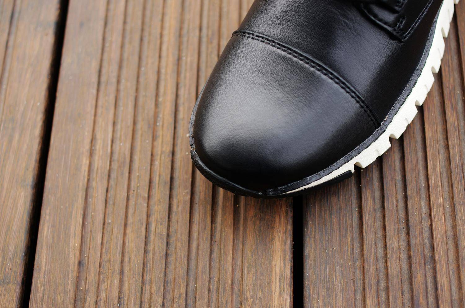 喜新不厌旧:一天一双靴子一个造型,除夕到初六各场合全适配