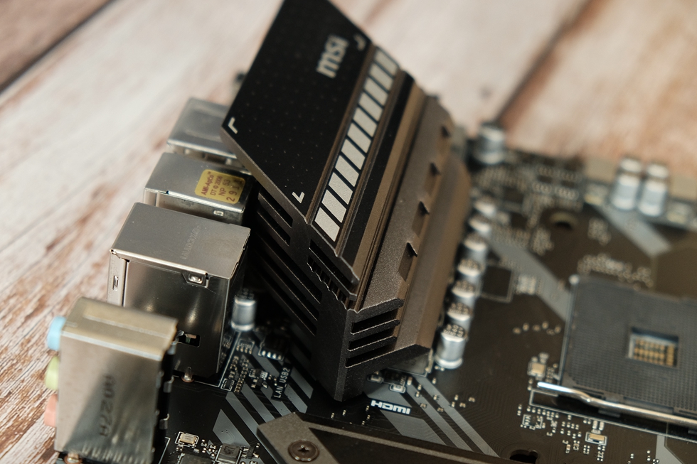 b560m主板支持pcie4.0固态,3500x配b550支持pcie4.0吗