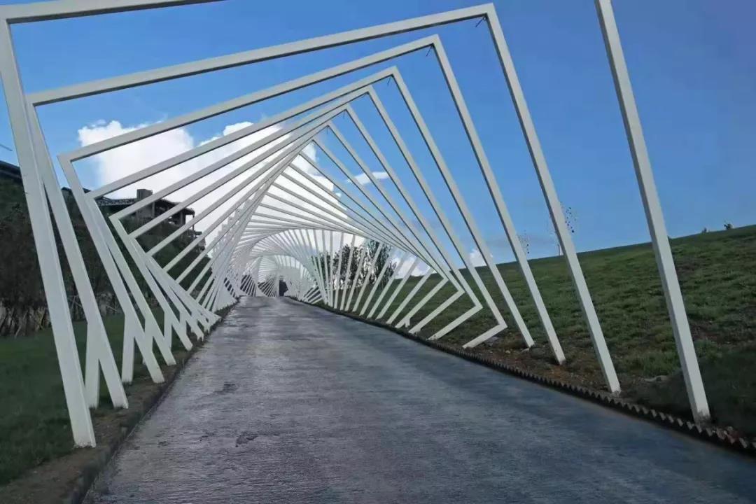 浩丰出品：懒坝LAB丨值得去一万次的云中艺术仙境