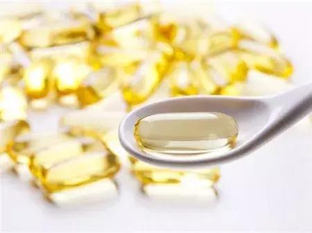 鱼油、鱼肝油、鳕鱼肝油区别可大了，千万不要乱吃！