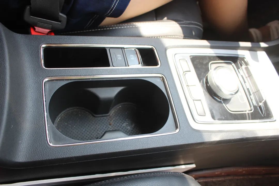 二手荣威i6混动车值得买吗,车主说荣威纯电动