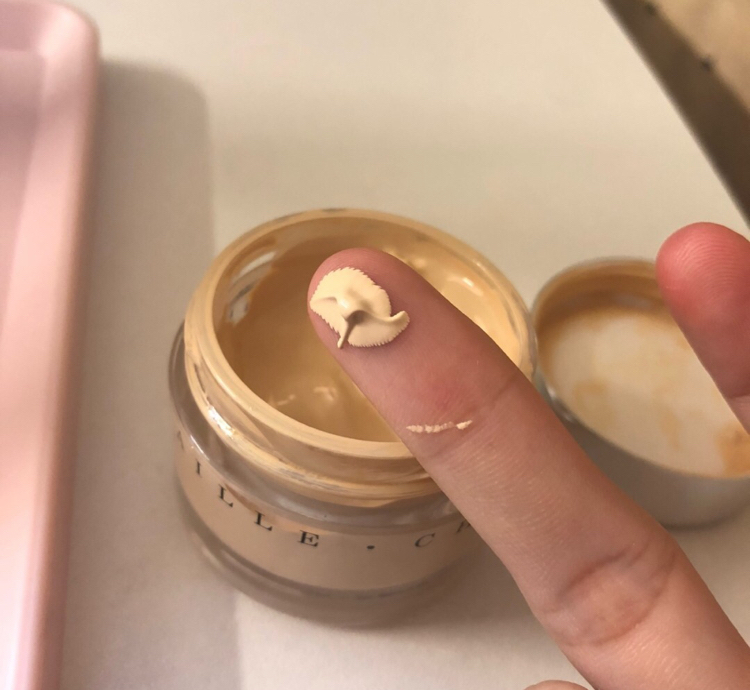 秋冬油皮不起皮不卡粉粉底液,沙漠皮皮粉底液推荐