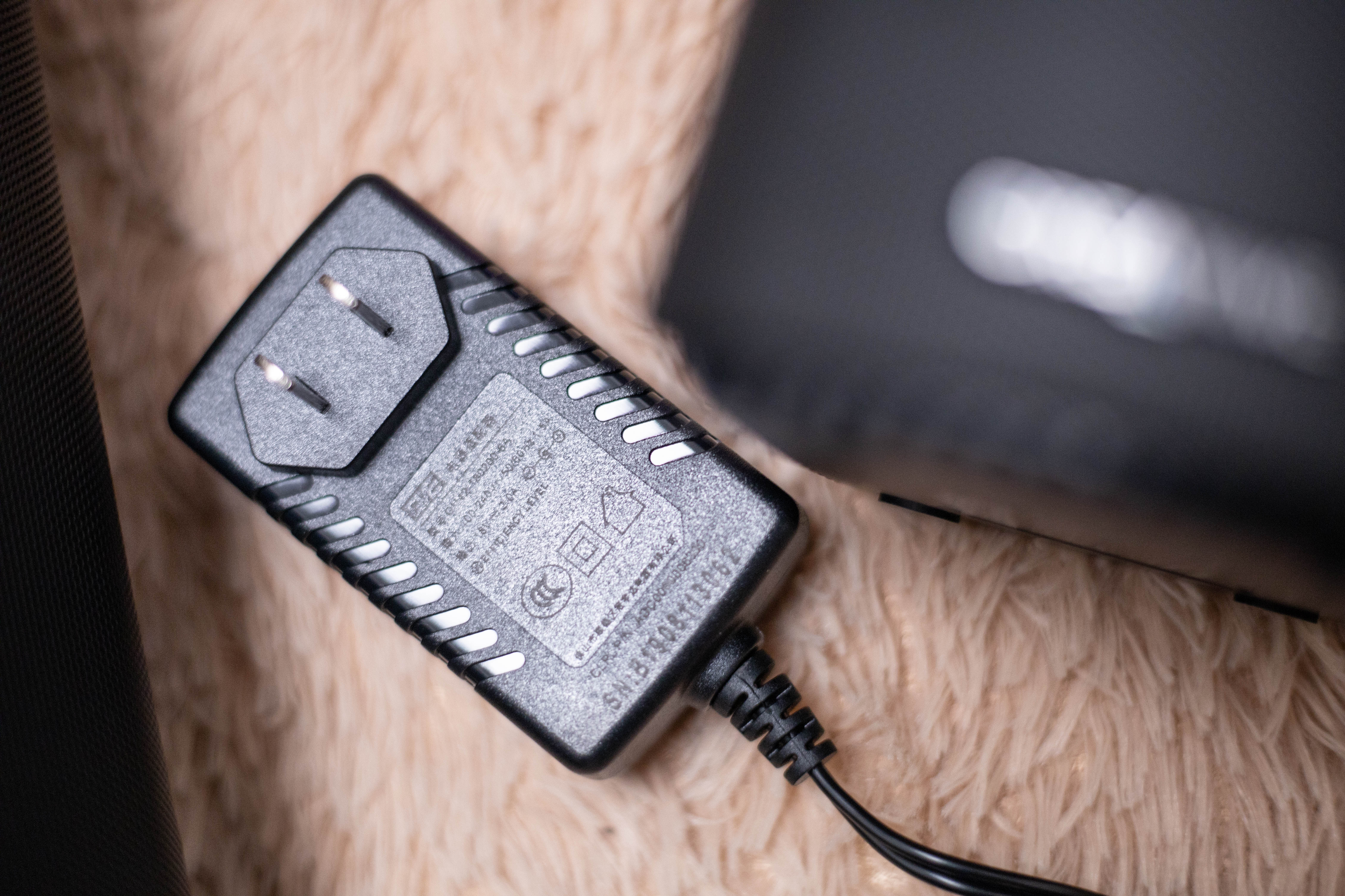 创新T100音箱,创新音箱t20和t100