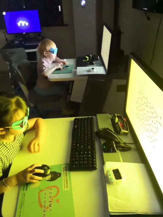 弱视训练3d立体动画,4d数字化弱视训练软件