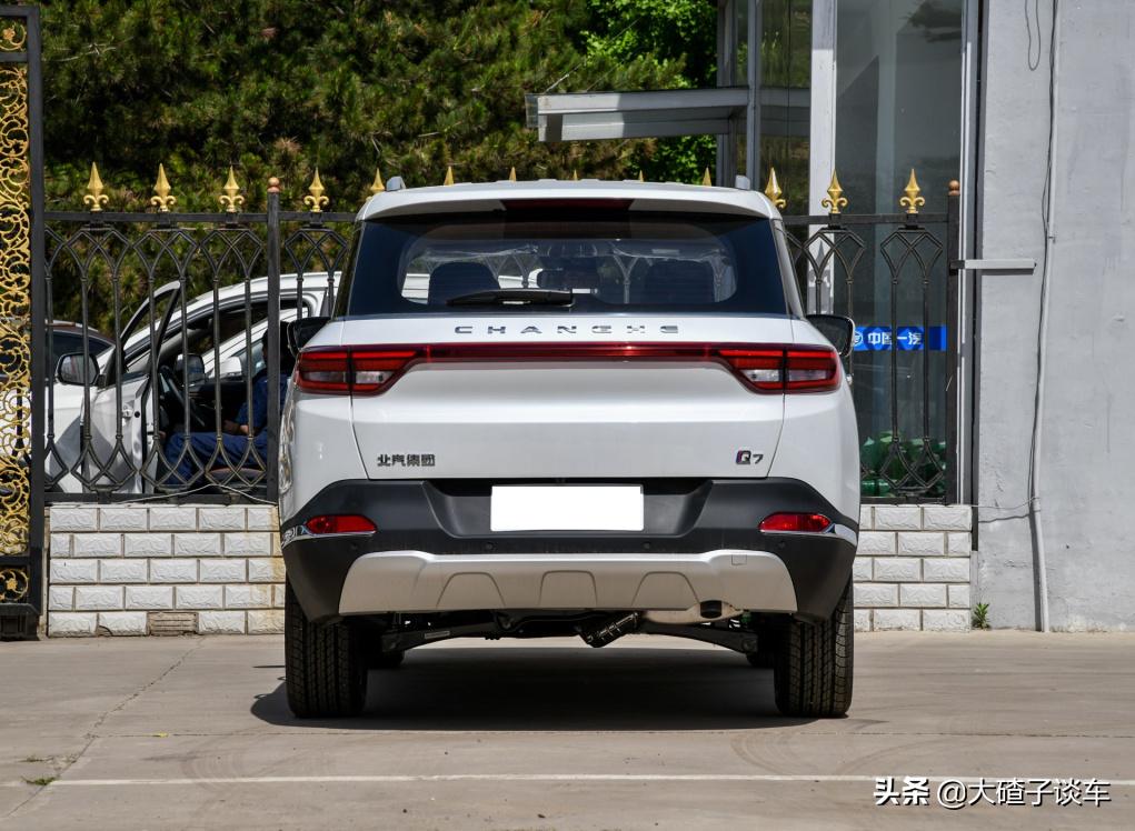 北汽昌河q7对比路虎,昌河q7真的是6万起售吗