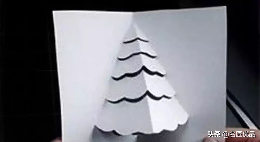 手工圣诞贺卡的做法非常简单,简单手工圣诞贺卡怎么做