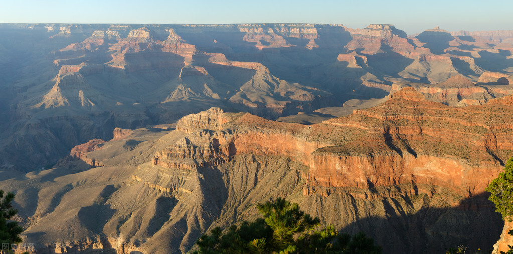 美国经济再出刺激计划,美国疯狂进口石油想要发动战争吗