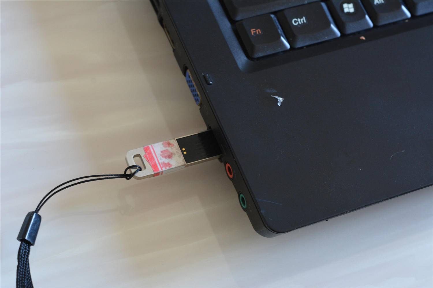 老笔记本联想y530升级硬件,老款联想笔记本电脑硬件升级