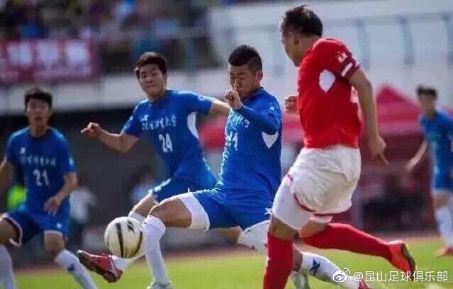 曾入选全运会却伤退也曾踢过沙足上过综艺大学毕业再战职业联赛