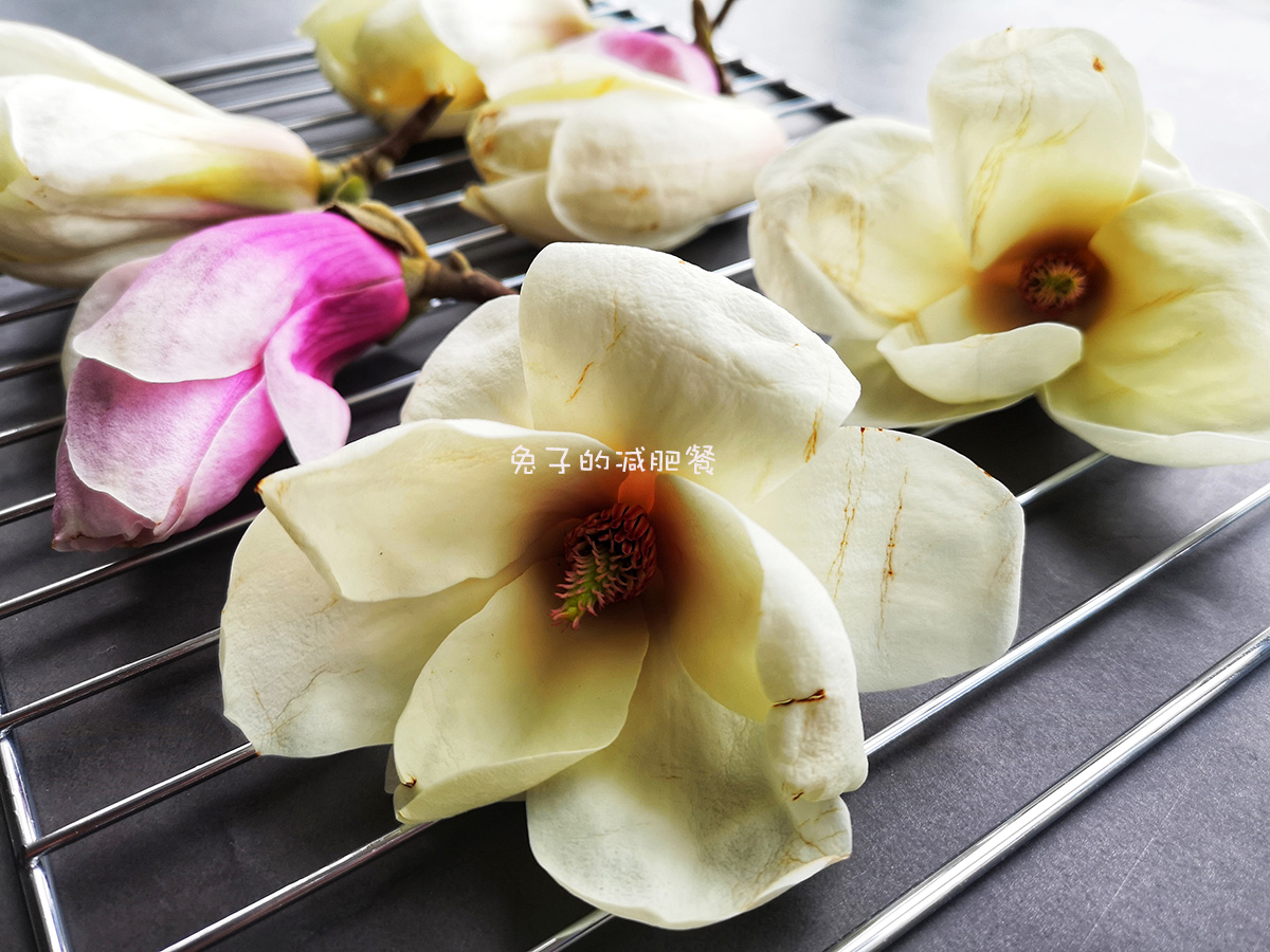 春天不懂吃这花儿亏了,是花也是菜,焦香酥脆,比小酥肉还香