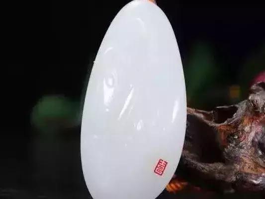 和田籽料怎么看真皮真籽,一分钟了解和田玉籽玉价格