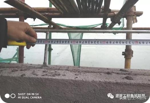 屋面暗敷避雷带做法,上人屋面避雷带暗敷最新规范图集