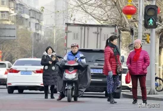 辛苦工作辛酸画面,美团外卖员辛苦视频