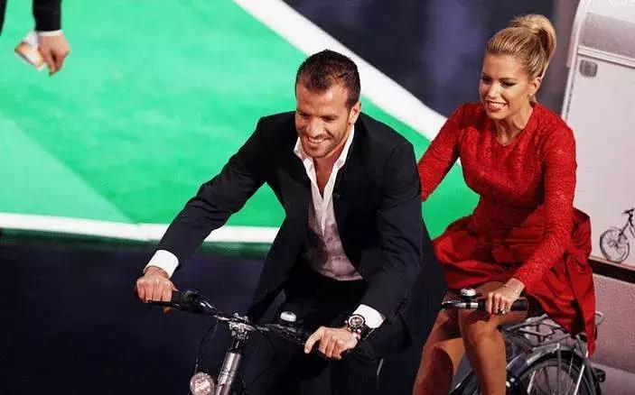 荷兰足球黄金一代范佩西,荷兰三杰罗本范佩西