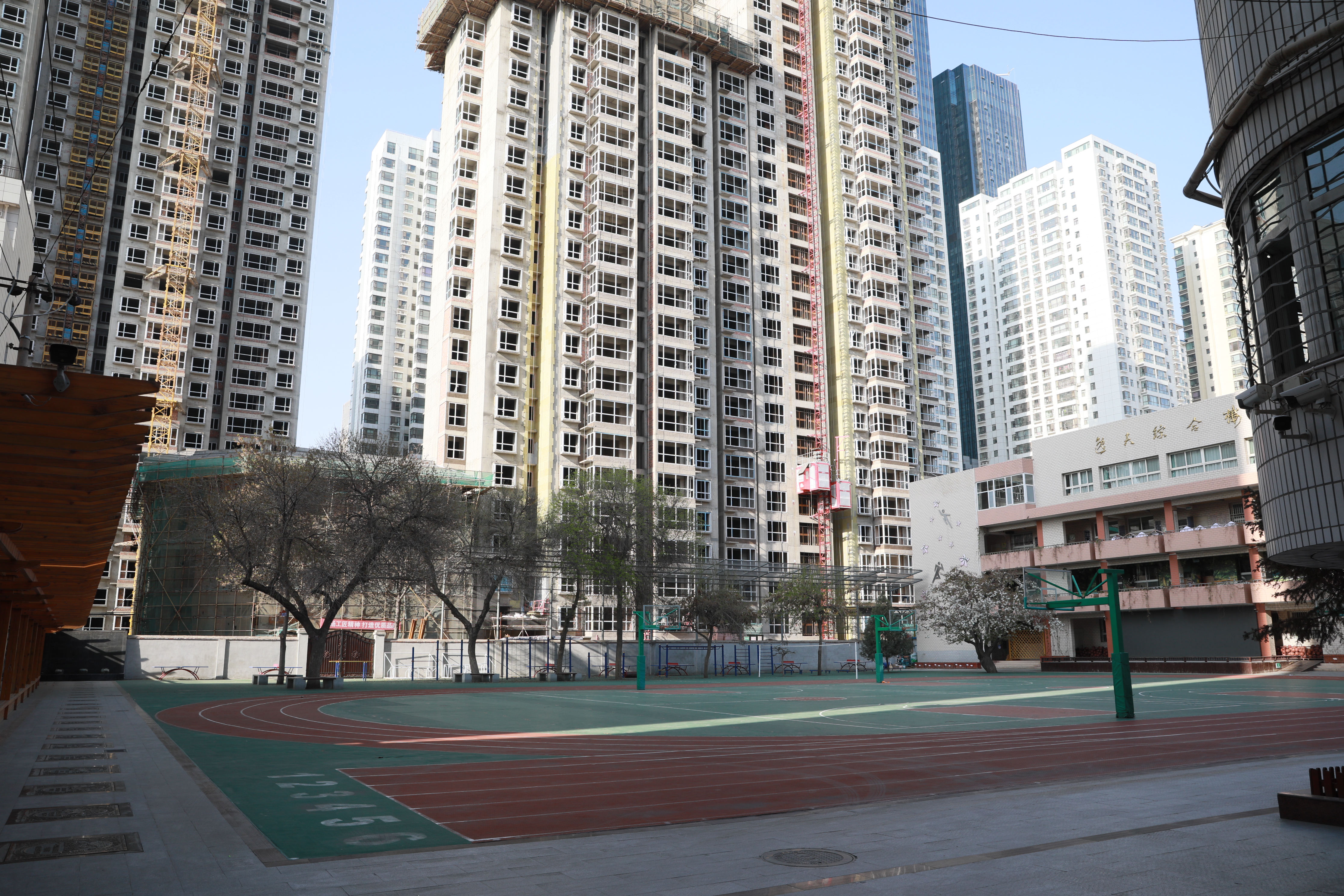 办学校的风水宝地,紧挨着旧学校风水好吗