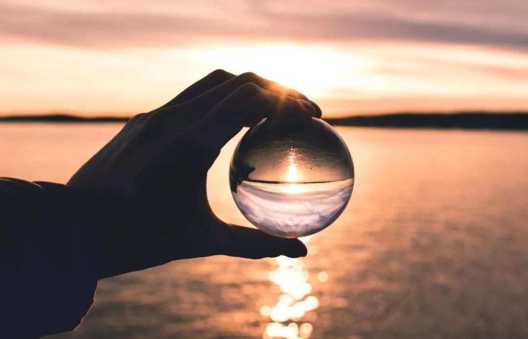 武汉疫情下蜗居在家的14亿人:找回IC的家,是动荡2020真正的邀请