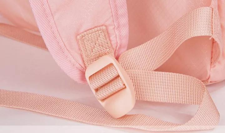 旅行背什么包好看又方便,背着好看的旅行包