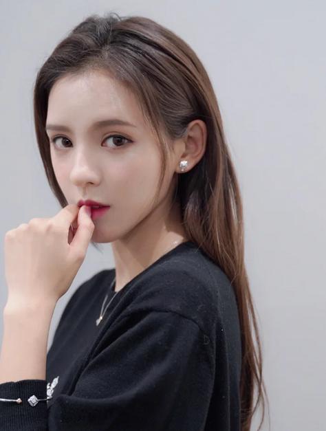 精华液排行榜前十名雅诗兰黛眼霜,排行第一化妆品雅诗兰黛