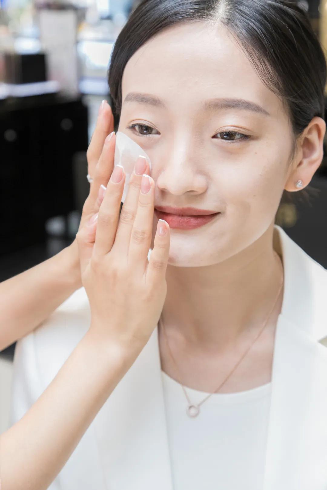 怡丽丝尔七夕限定专柜,怡丽丝尔优惠最大的活动