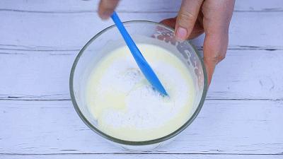 不用烤箱做好吃的松软蛋糕,宝宝蛋糕做法无糖无奶油